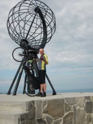 Arthur van der Lee allready reached Norways Northcape